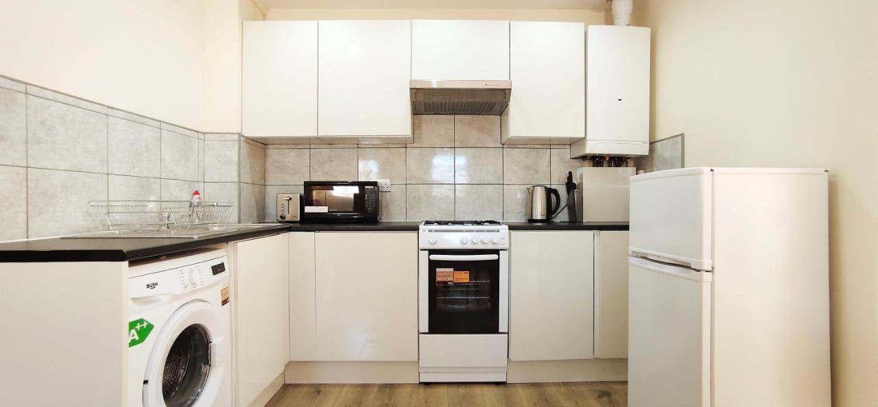 Apple Garden B-5 Apartment ลอนดอน ภายนอก รูปภาพ